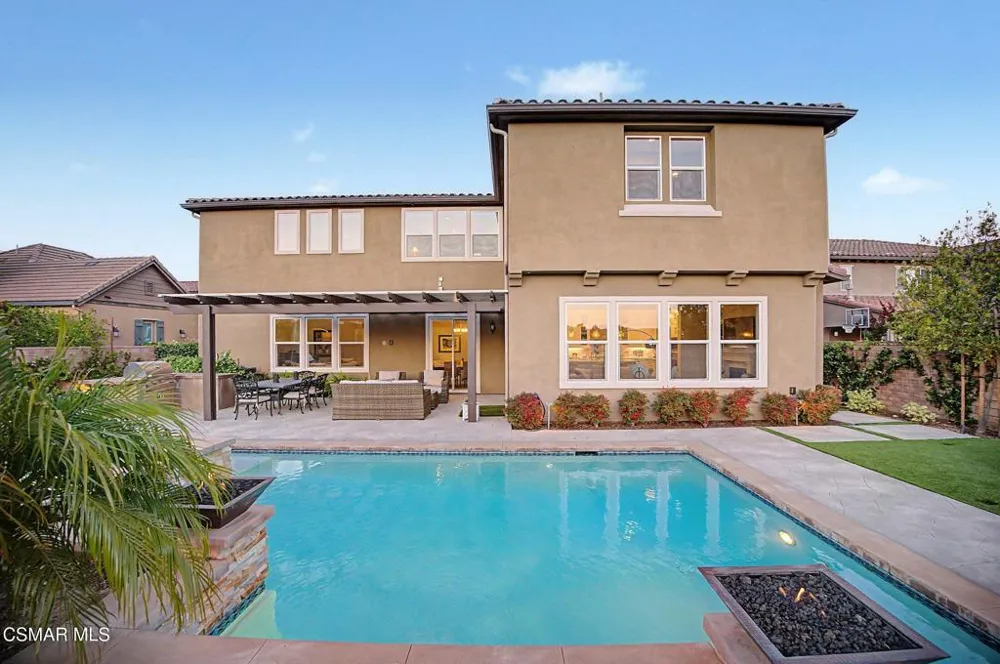 13093 Canyon Wren Court Moorpark, CA 93021