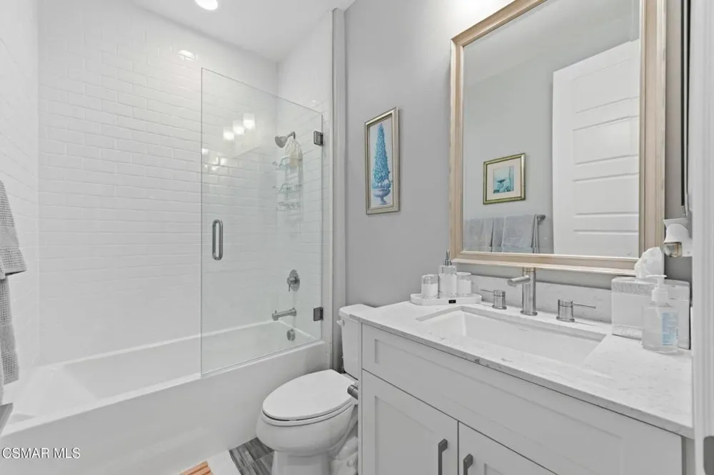 13093 Canyon Wren Court Moorpark, CA 93021