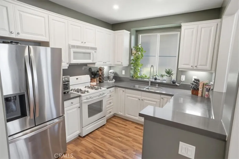 28475 Santa Rosa Saugus, CA 91350