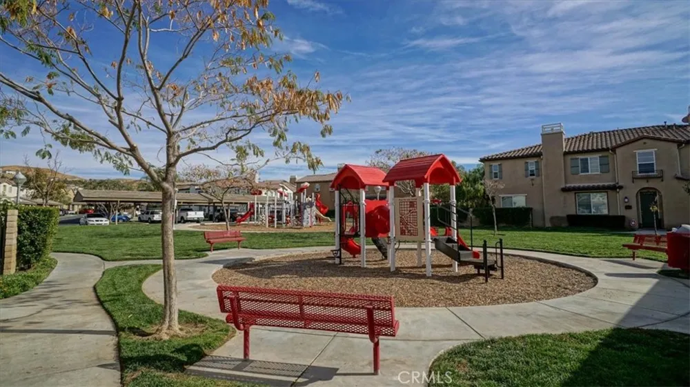 28475 Santa Rosa Saugus, CA 91350