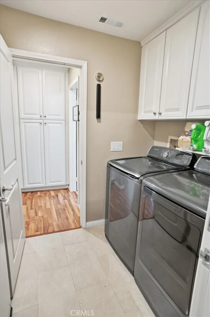 28475 Santa Rosa Saugus, CA 91350