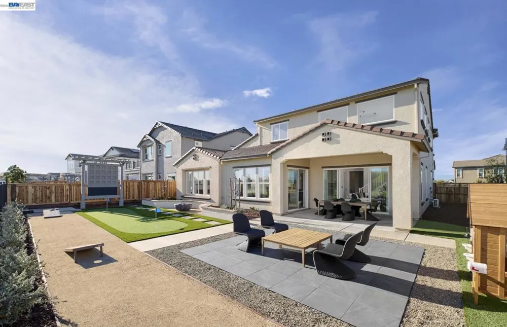 1529 Riverfront Drive Lathrop, CA 95330