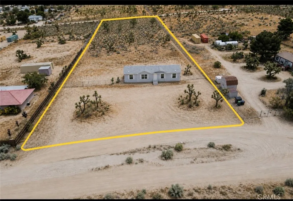 11561 Buena Vista Pinon Hills, CA 92372