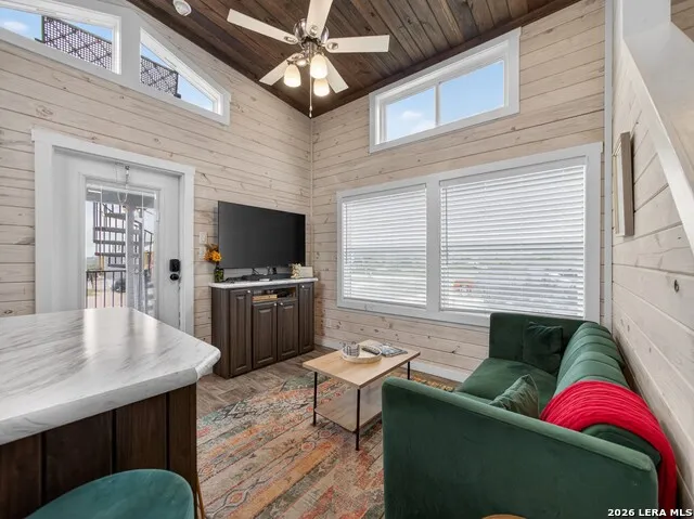5386 Ranch Road 1376 #UNIT 205 Fredericksburg, TX 78624