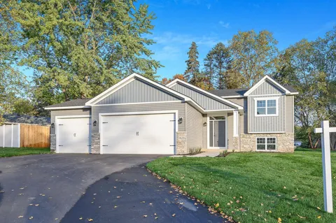 000 Enchanted Drive NW