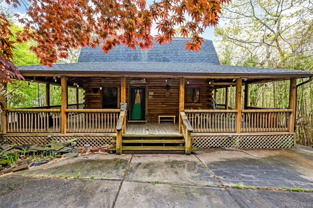 3010 Hulse Landing #C-19 Wading River, NY 11792