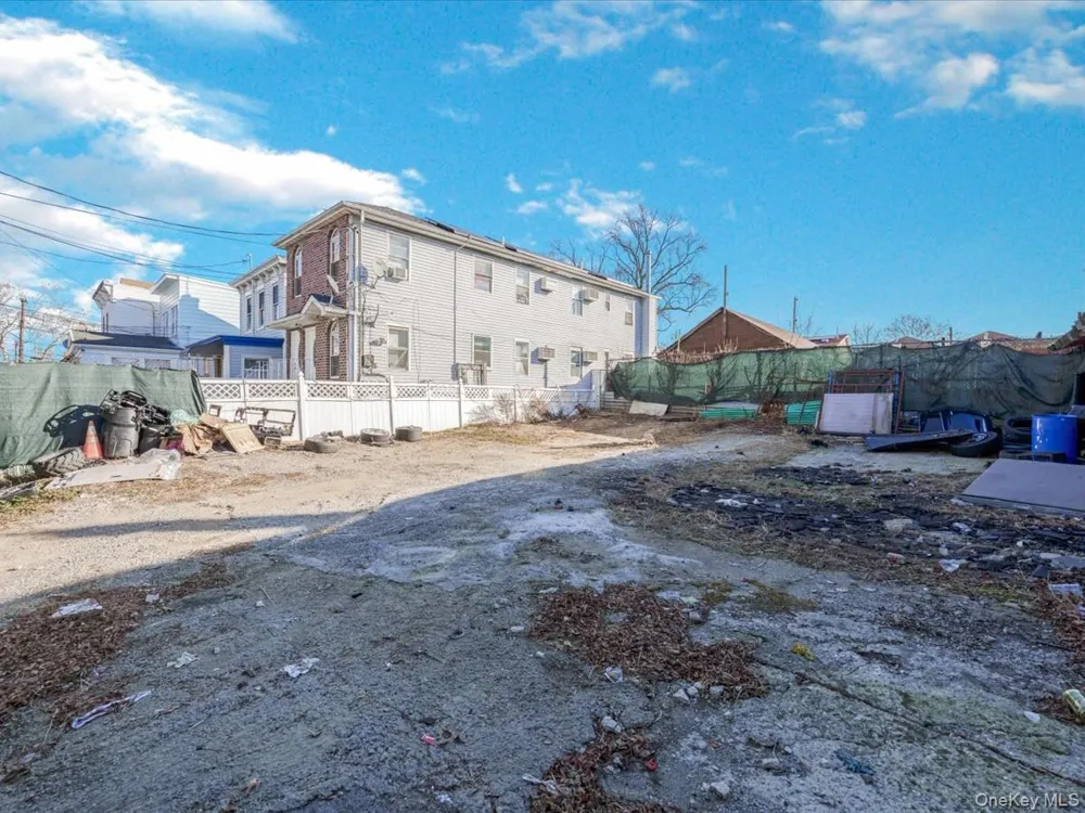 10601 Liverpool Street Jamaica South, NY 11435
