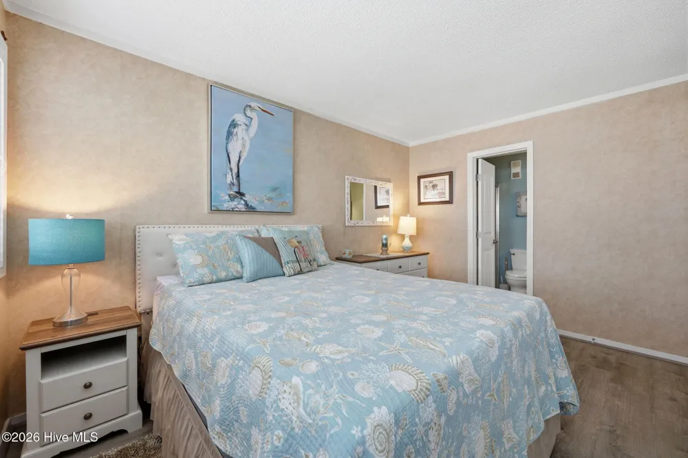 650 Salter Path Road #214 Pine Knoll Shores, NC 28512