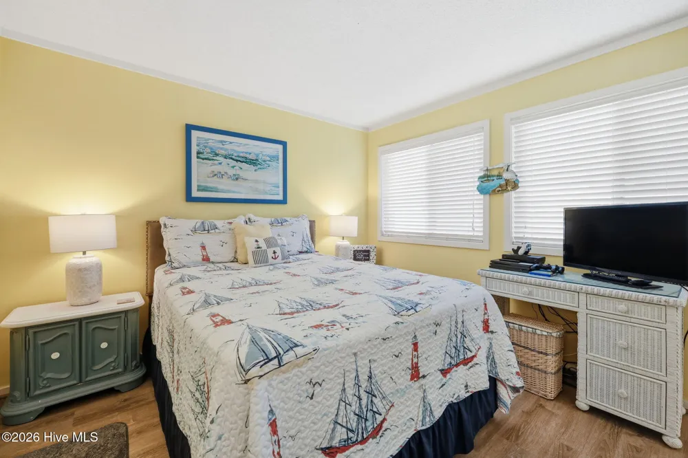 650 Salter Path Road #214 Pine Knoll Shores, NC 28512
