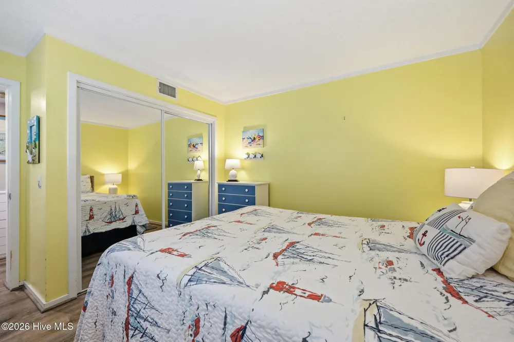 650 Salter Path Road #214 Pine Knoll Shores, NC 28512
