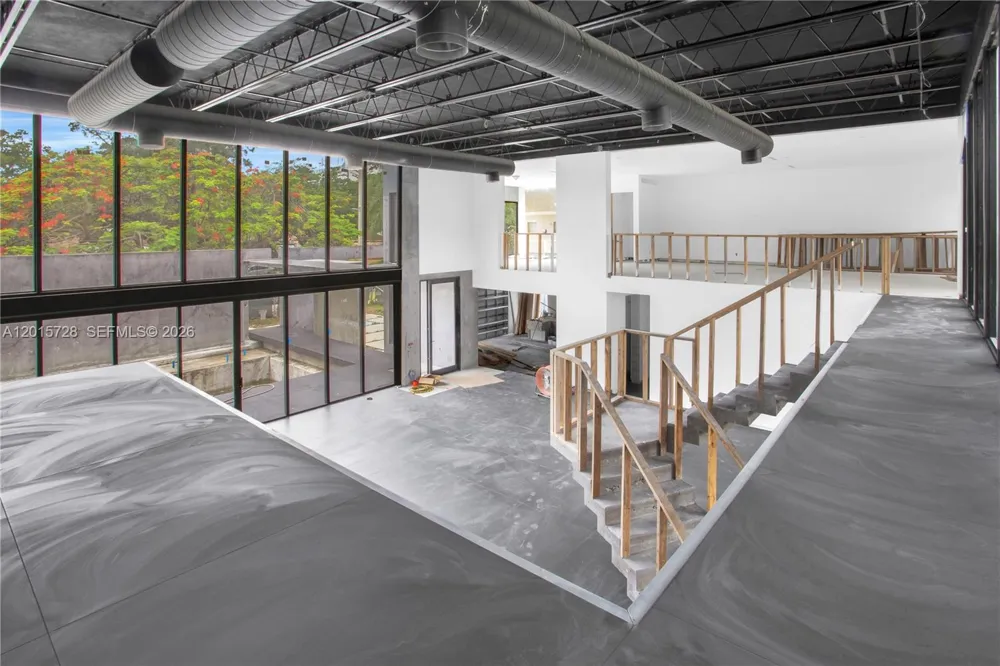 221 SW 25th Rd Miami, FL 33129