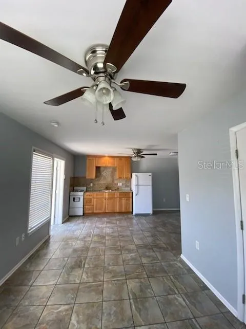 512 BARCELONA AVENUE #4 Venice, FL 34285