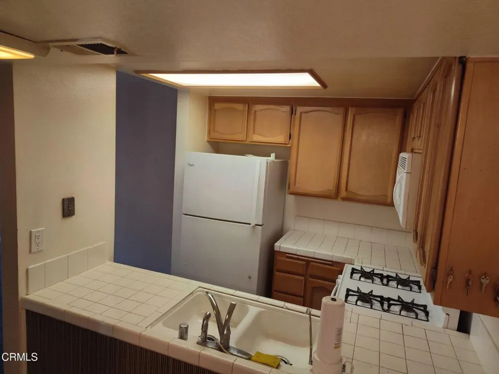 1840 E Avenue J2 #apt 7 Lancaster, CA 93535