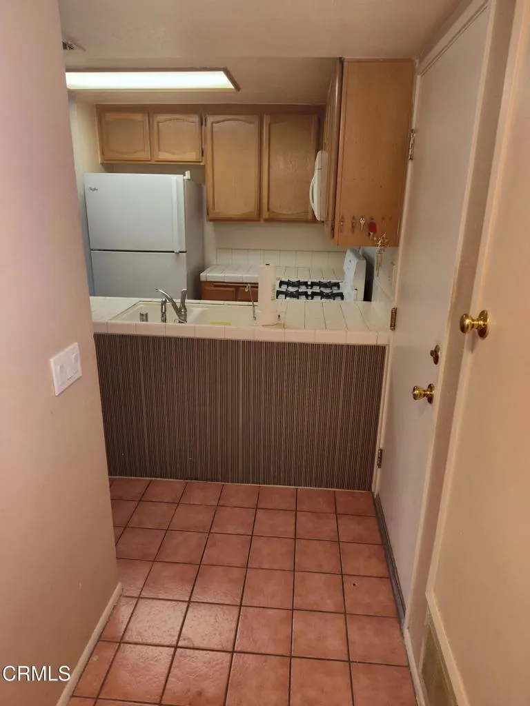 1840 E Avenue J2 #apt 7 Lancaster, CA 93535