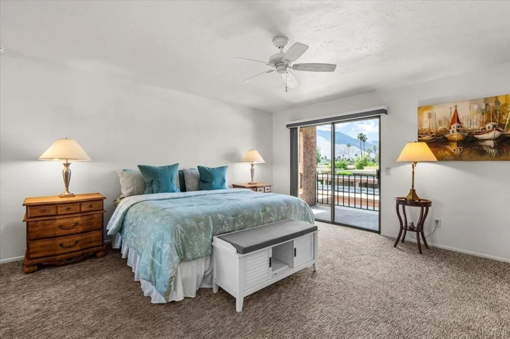 5794 Los Coyotes Drive Palm Springs, CA 92264