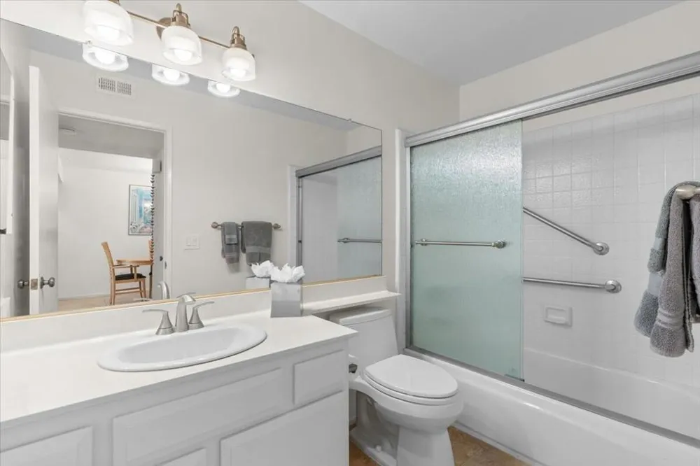 5794 Los Coyotes Drive Palm Springs, CA 92264