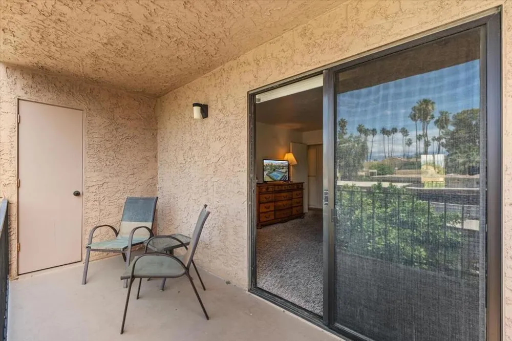 5794 Los Coyotes Drive Palm Springs, CA 92264