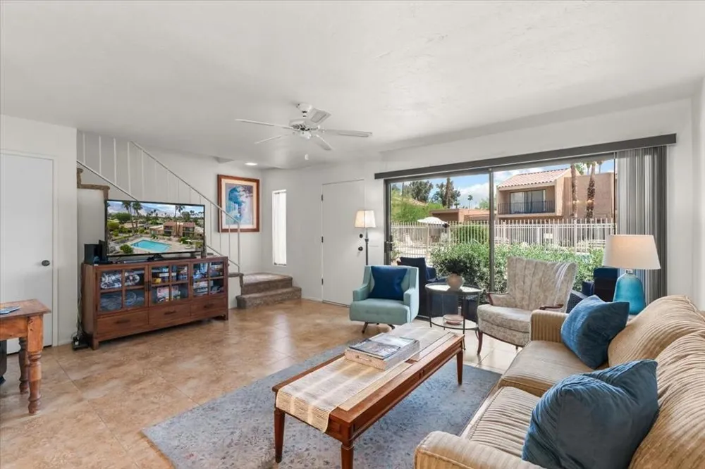 5794 Los Coyotes Drive Palm Springs, CA 92264