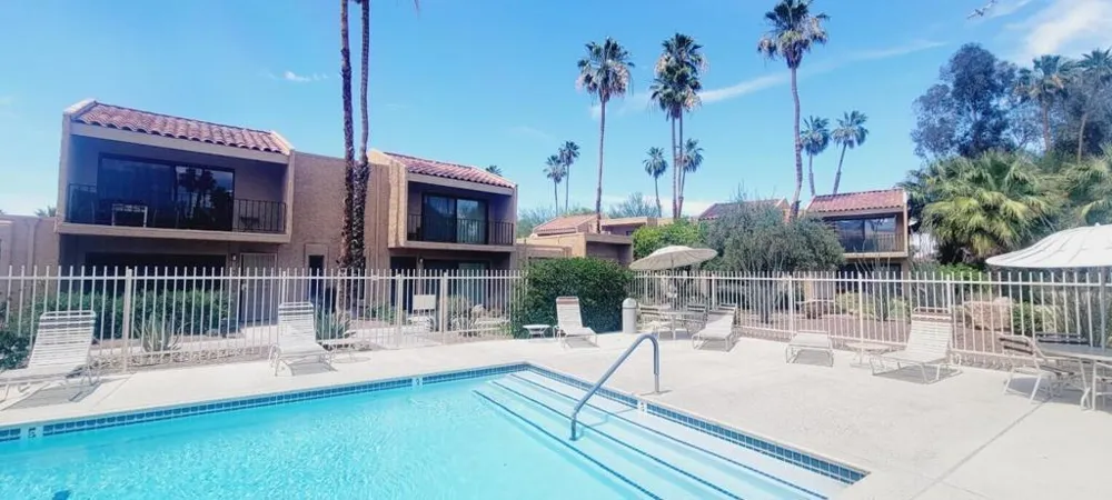 5794 Los Coyotes Drive Palm Springs, CA 92264