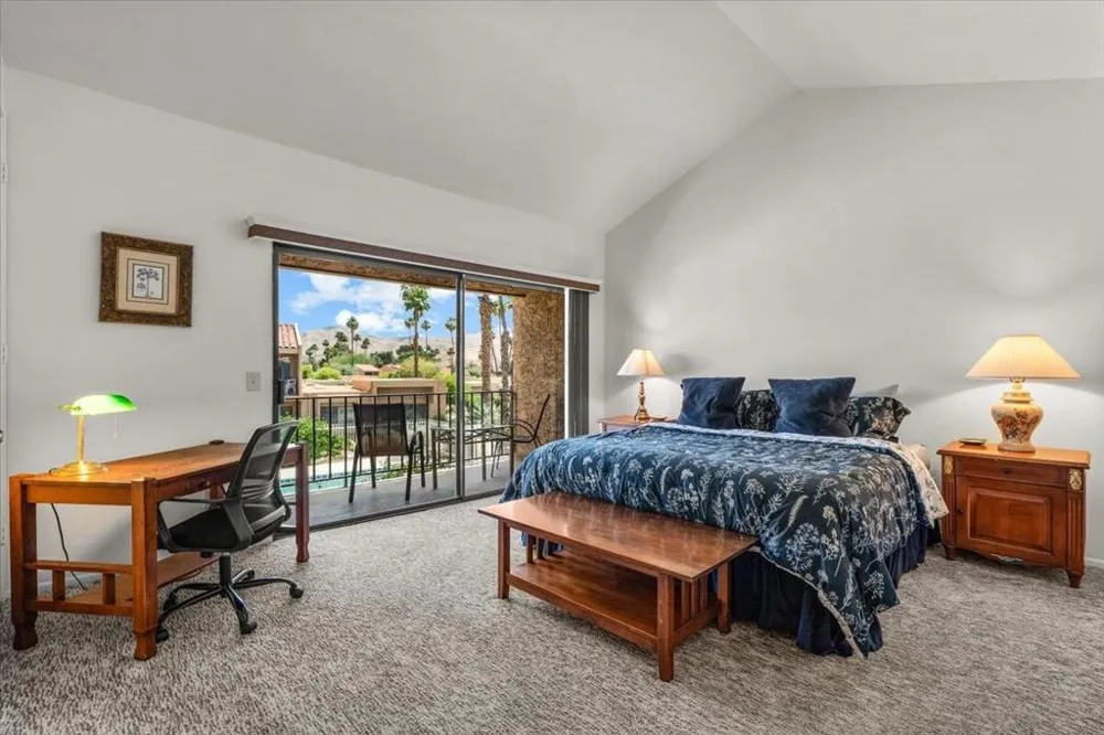 5794 Los Coyotes Drive Palm Springs, CA 92264