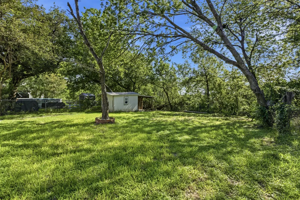 1313 Perez Street Austin, TX 78721