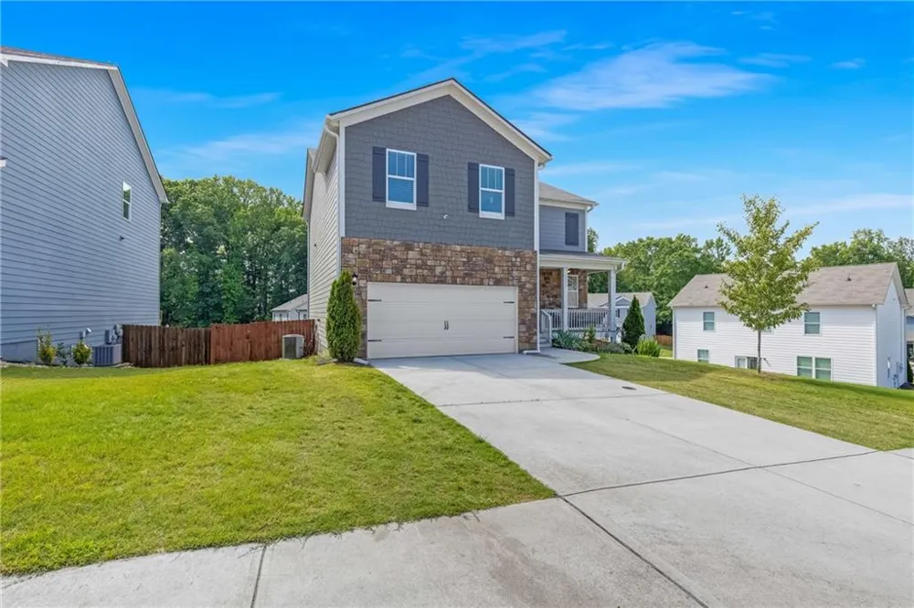 575 Walnut Grove Way Pendergrass, GA 30567