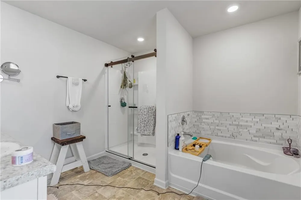 575 Walnut Grove Way Pendergrass, GA 30567