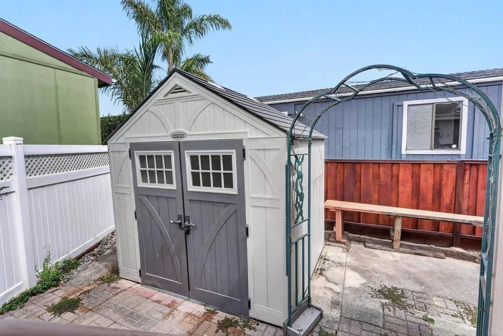 4160 Jade Street #99 Capitola, CA 95010