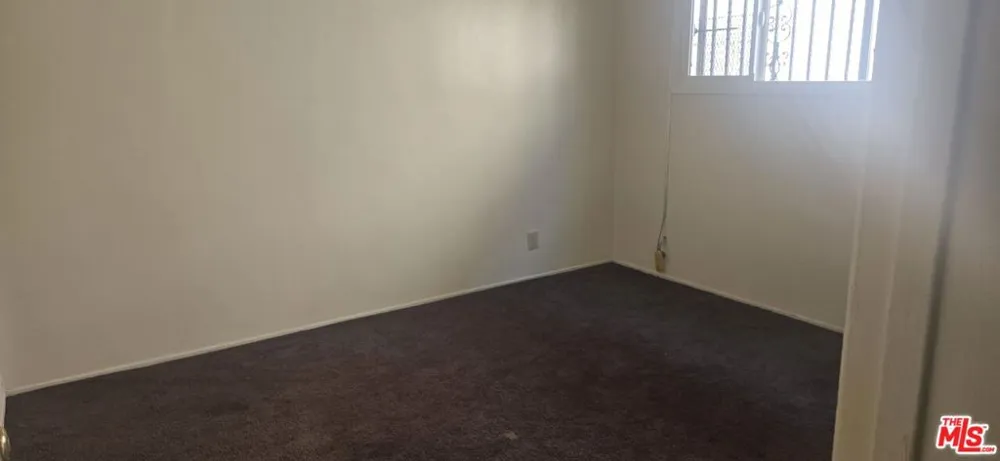 2635 W Imperial Highway #3 Inglewood, CA 90303