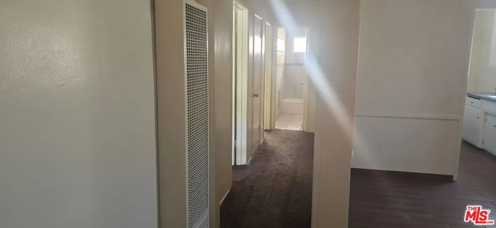 2635 W Imperial Highway #3 Inglewood, CA 90303
