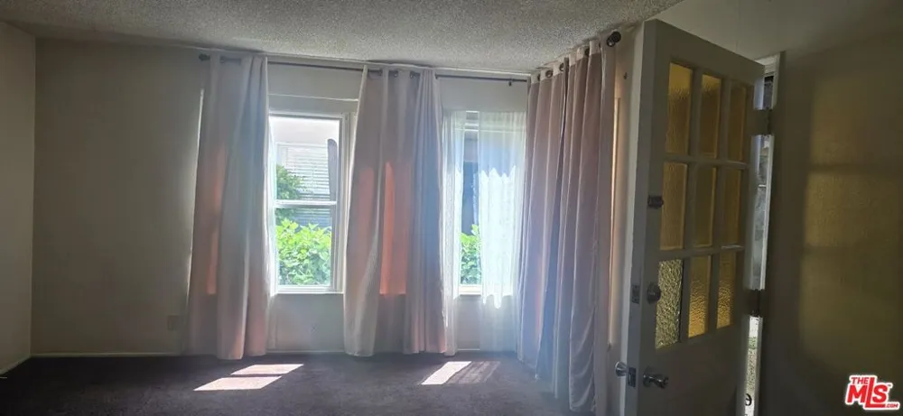 2635 W Imperial Highway #3 Inglewood, CA 90303