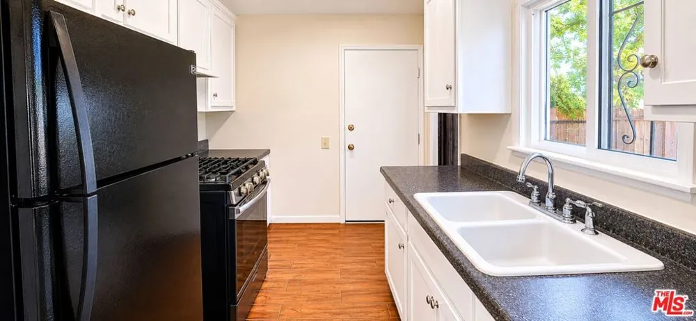 2635 W Imperial Highway #3 Inglewood, CA 90303