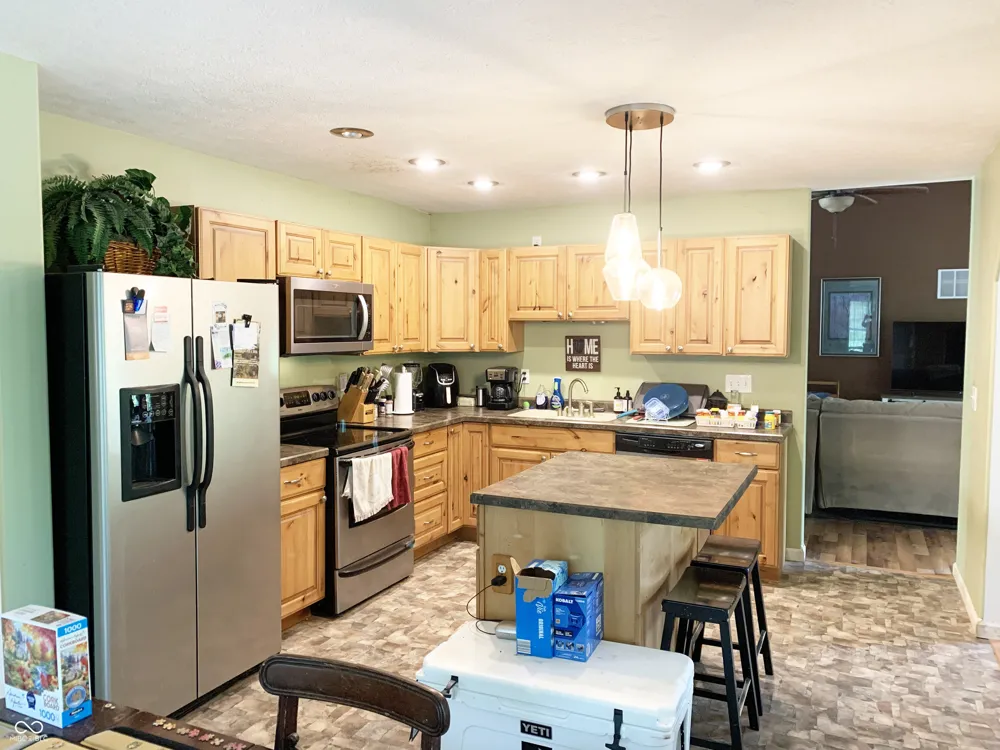 1873 S Lee Kay Drive Rockville, IN 47872