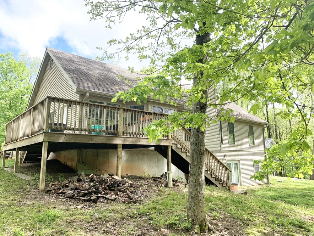 1873 S Lee Kay Drive Rockville, IN 47872