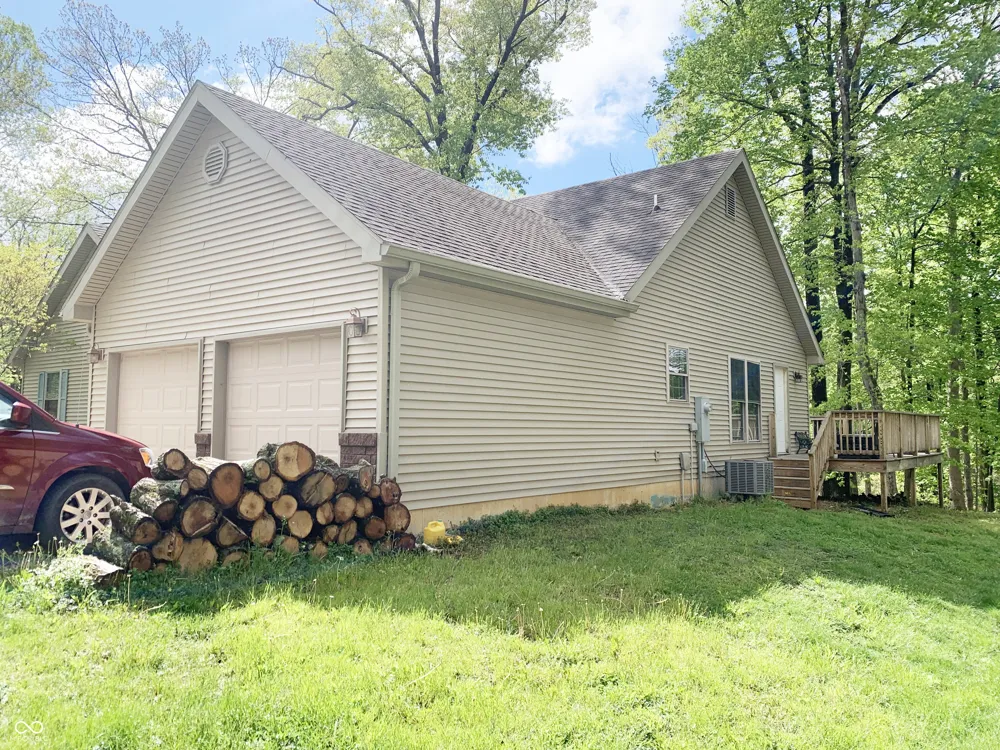 1873 S Lee Kay Drive Rockville, IN 47872