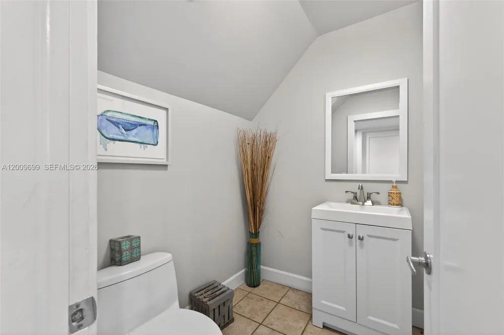 3726 NE 166th St #116 North Miami Beach, FL 33160