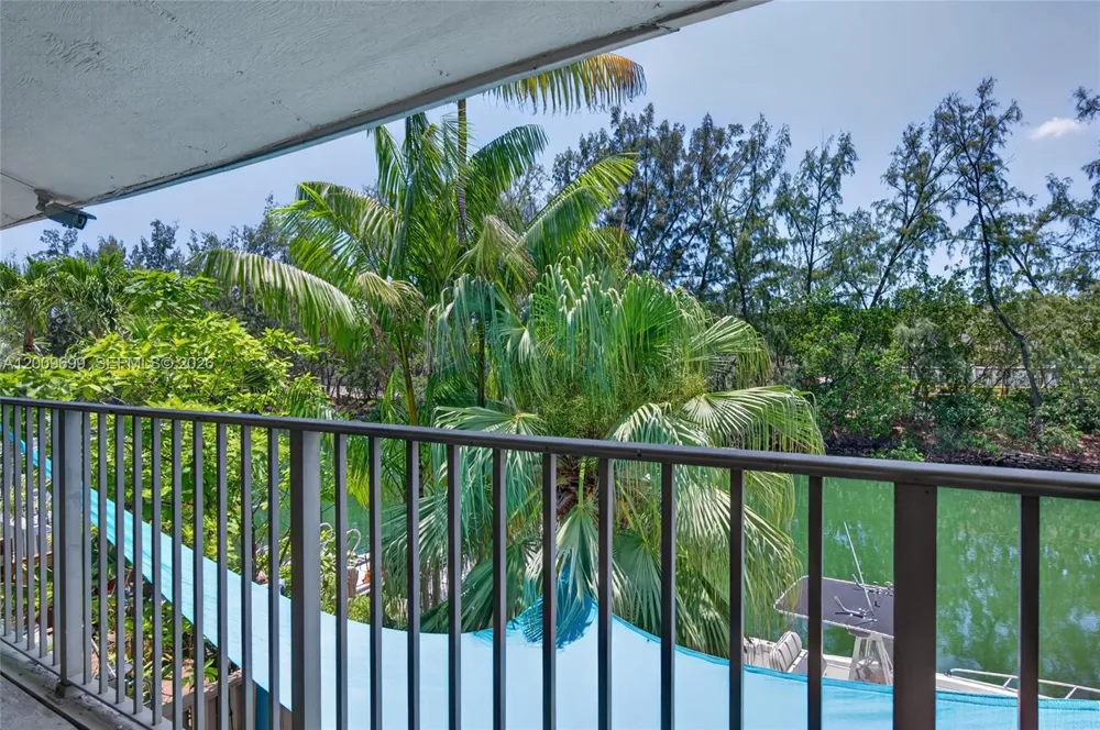 3726 NE 166th St #116 North Miami Beach, FL 33160