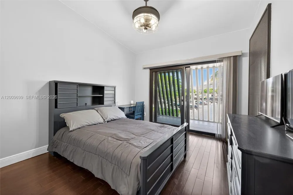 3726 NE 166th St #116 North Miami Beach, FL 33160
