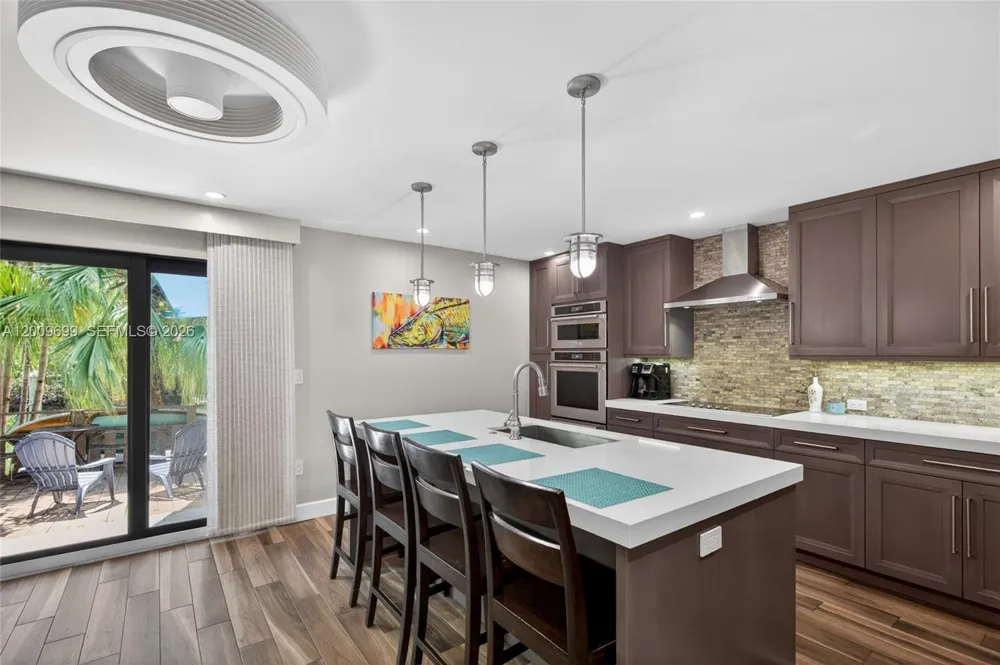 3726 NE 166th St #116 North Miami Beach, FL 33160