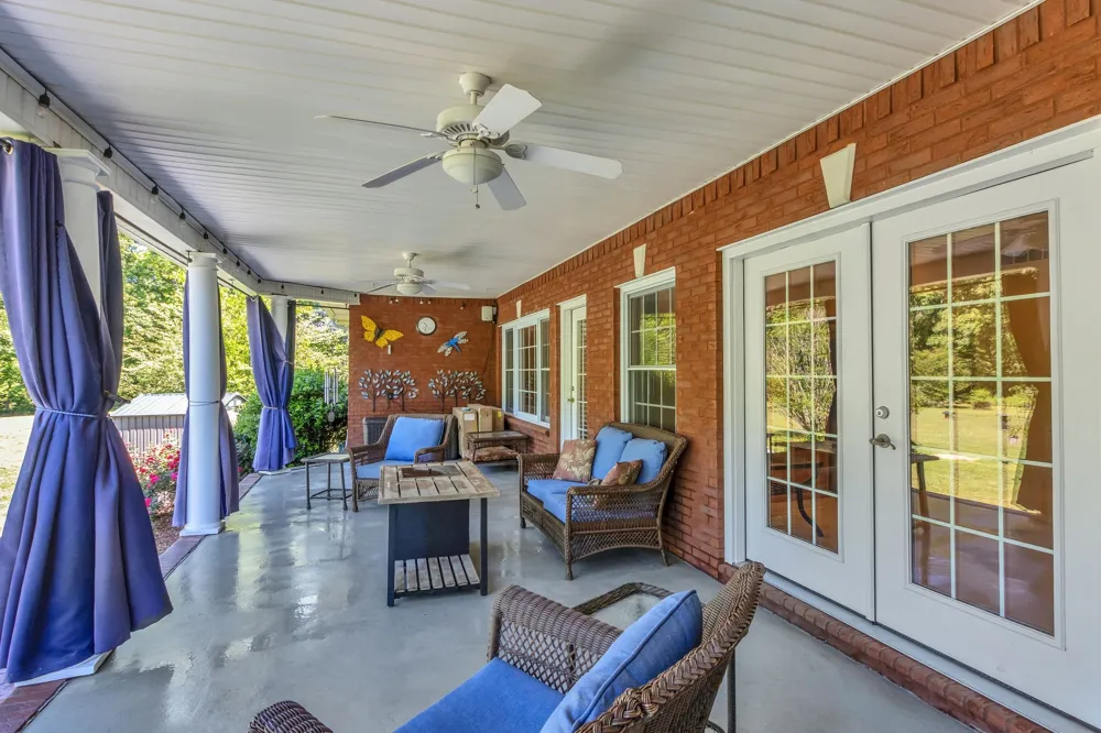 2828 Bains Rd E Hillsboro, TN 37342