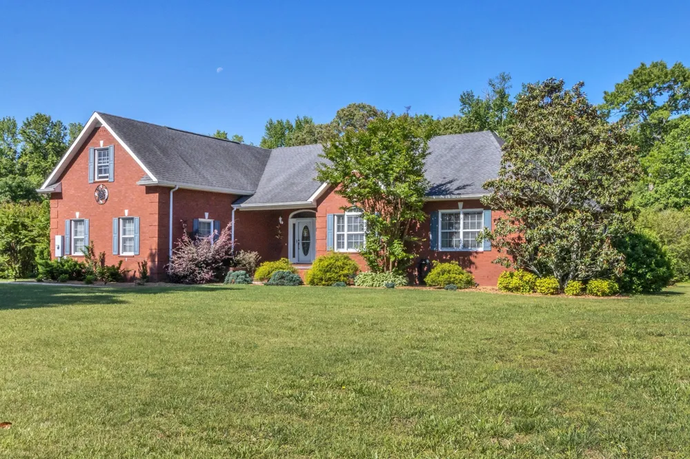 2828 Bains Rd E Hillsboro, TN 37342