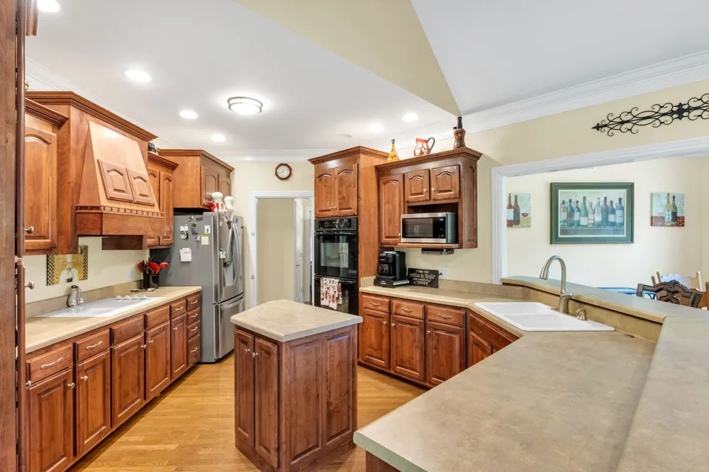 2828 Bains Rd E Hillsboro, TN 37342