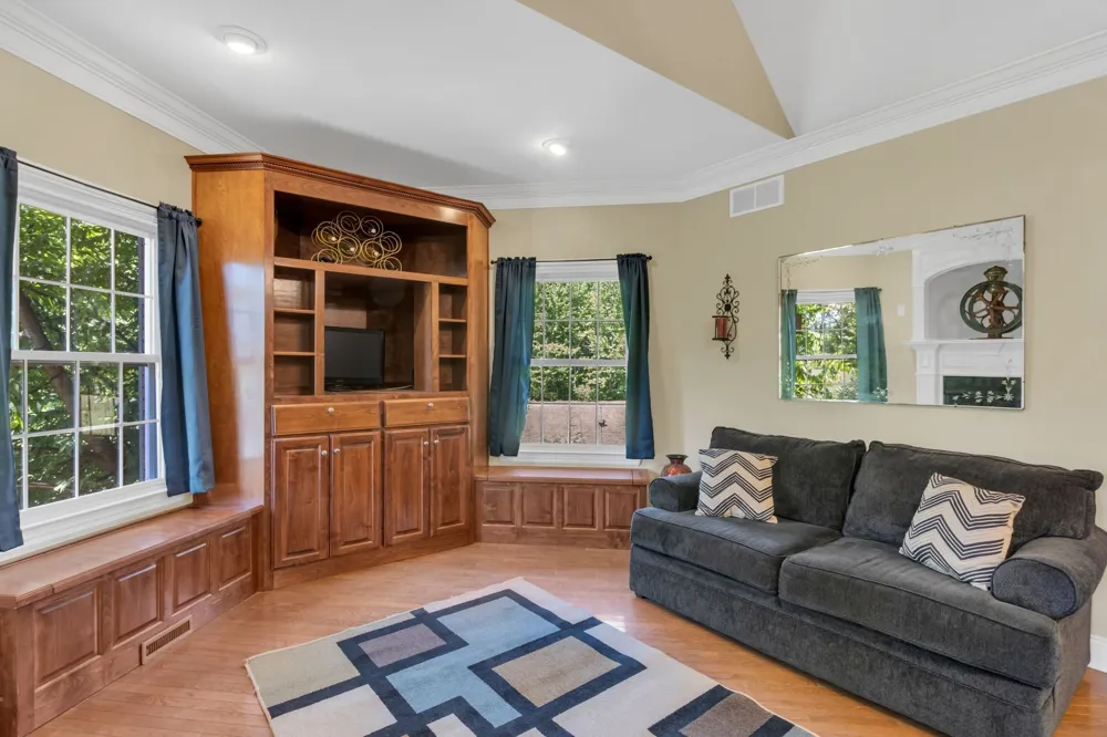 2828 Bains Rd E Hillsboro, TN 37342