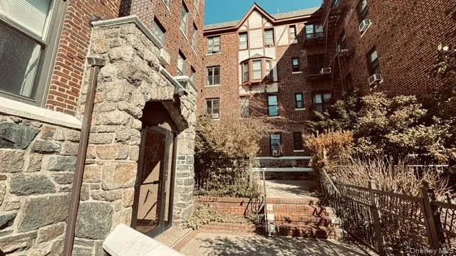 160-15 Powells Cove Boulevard #A101 Beechhurst, NY 11357