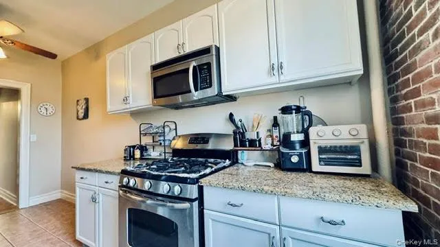 160-15 Powells Cove Boulevard #A101 Beechhurst, NY 11357