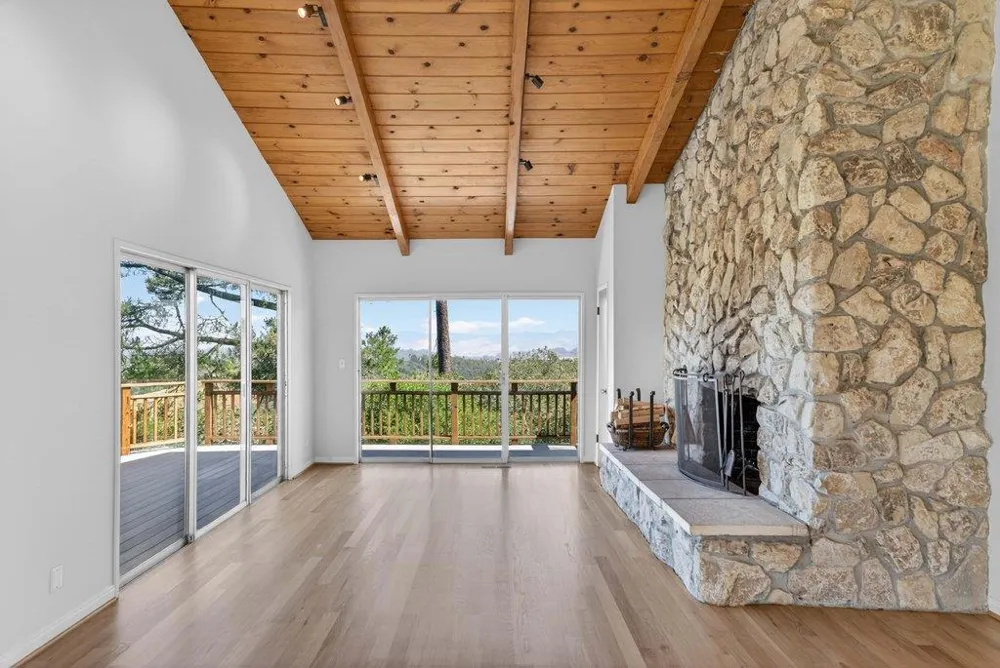 505 Hidden Valley Road Royal Oaks, CA 95076