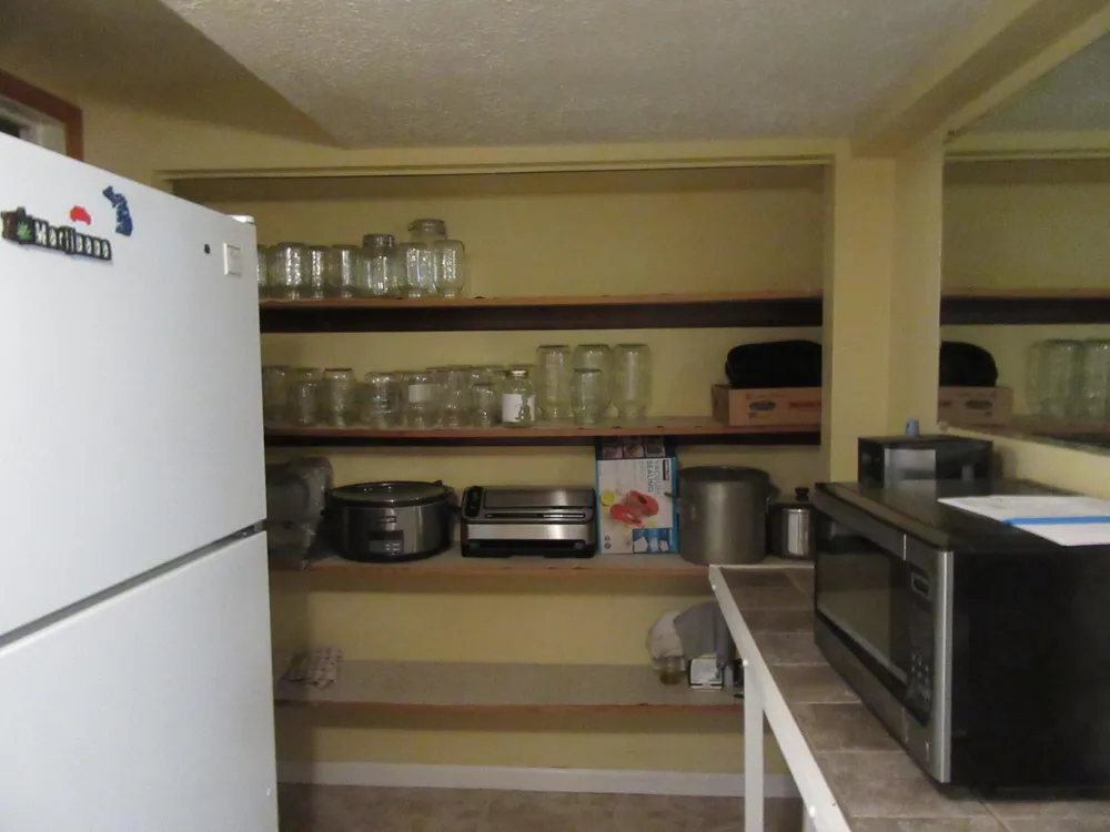 9552 Pine Street Bridgman, MI 49106