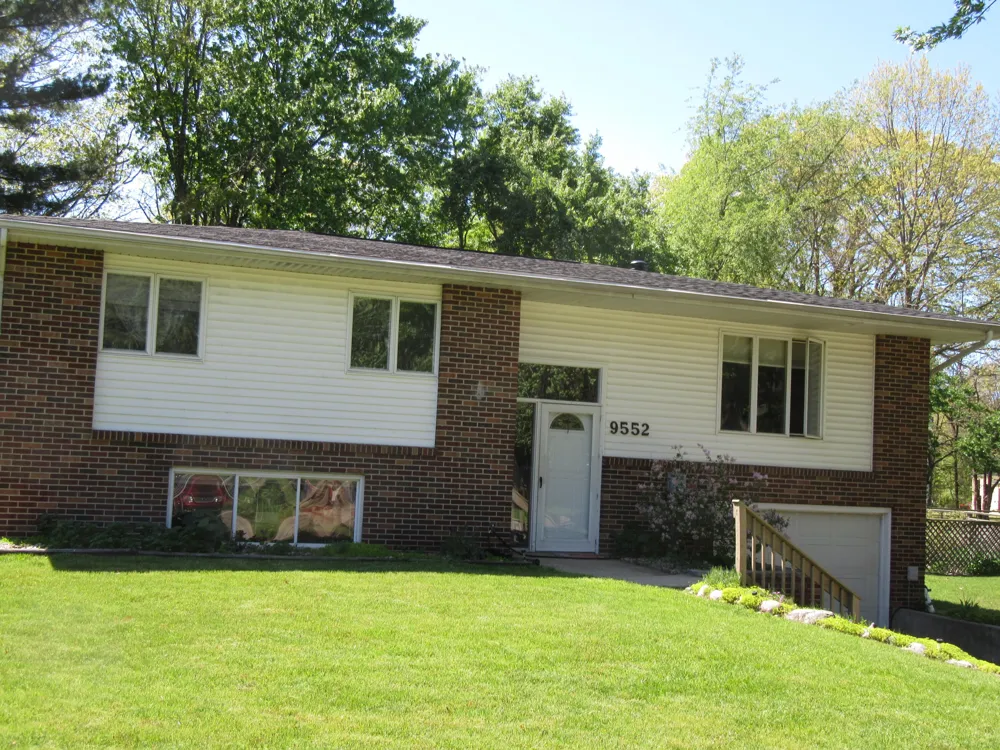 9552 Pine Street Bridgman, MI 49106