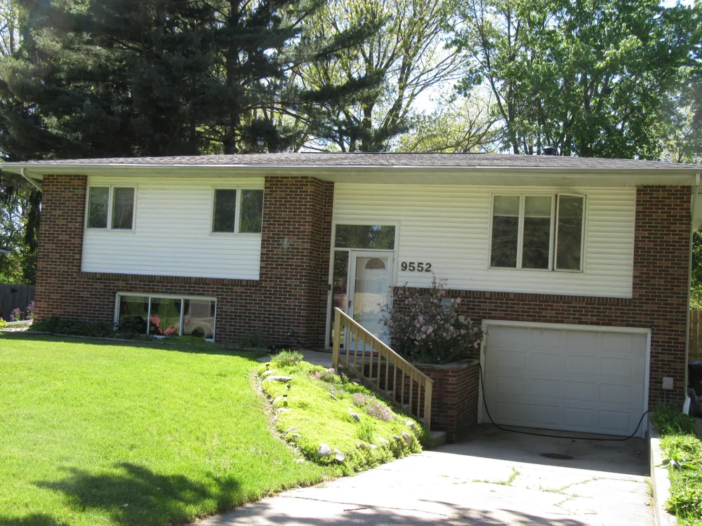 9552 Pine Street Bridgman, MI 49106
