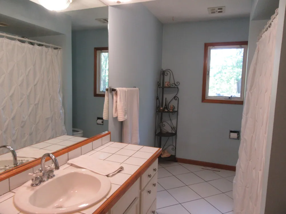 9552 Pine Street Bridgman, MI 49106